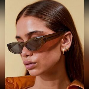 Minimalist brown sunglasses K6